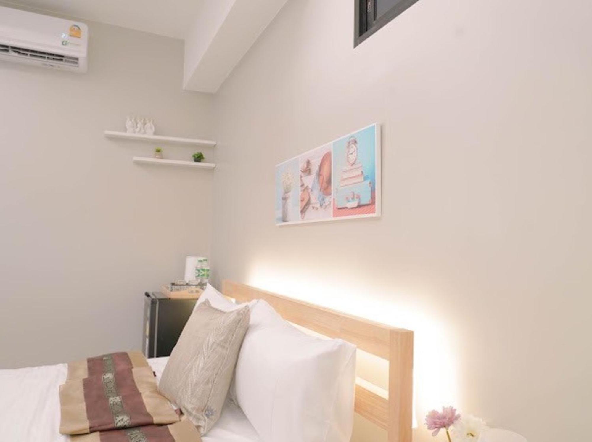 Bnb98 Silom Hotel バンコク都 エクステリア 写真