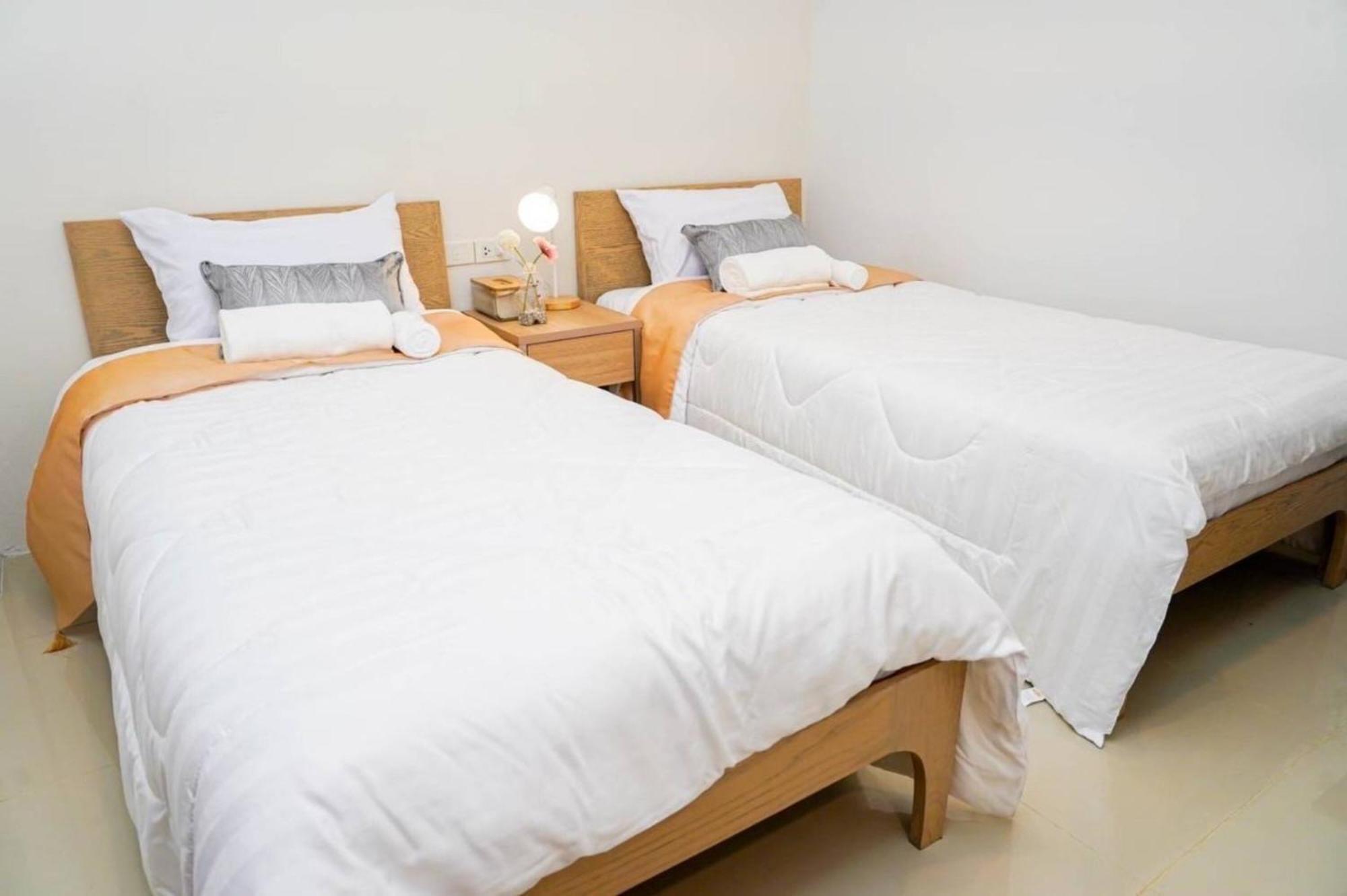 Bnb98 Silom Hotel バンコク都 エクステリア 写真