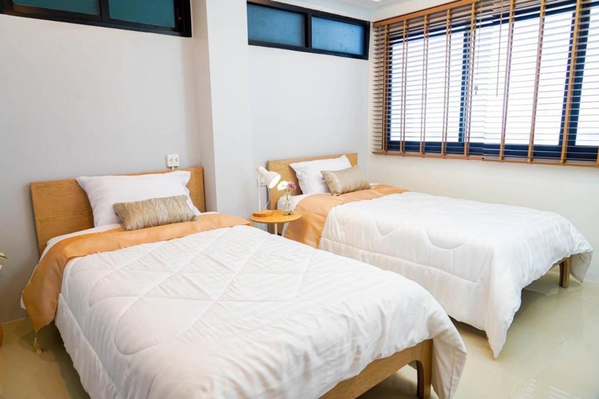 Bnb98 Silom Hotel バンコク都 エクステリア 写真