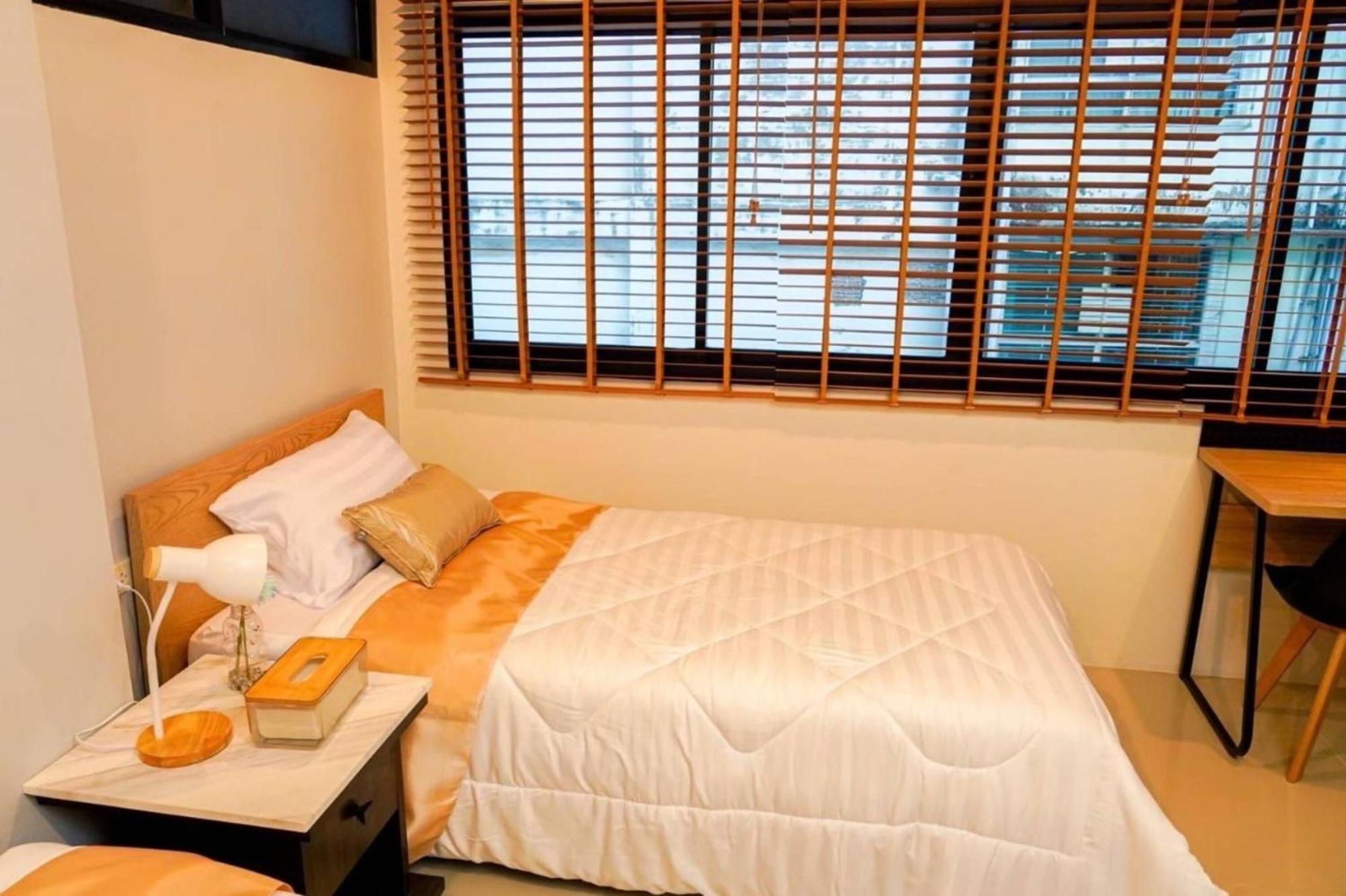 Bnb98 Silom Hotel バンコク都 エクステリア 写真