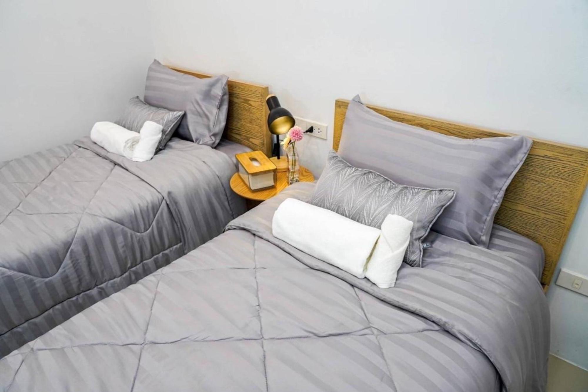 Bnb98 Silom Hotel バンコク都 エクステリア 写真