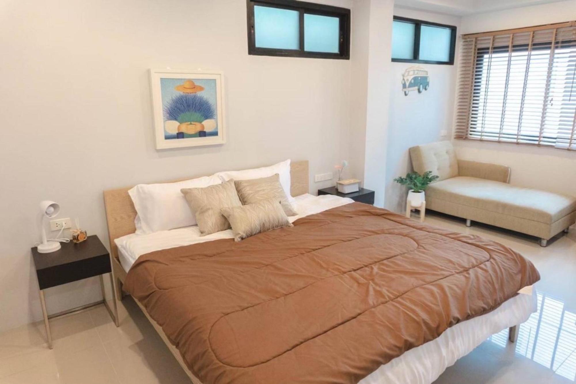 Bnb98 Silom Hotel バンコク都 エクステリア 写真