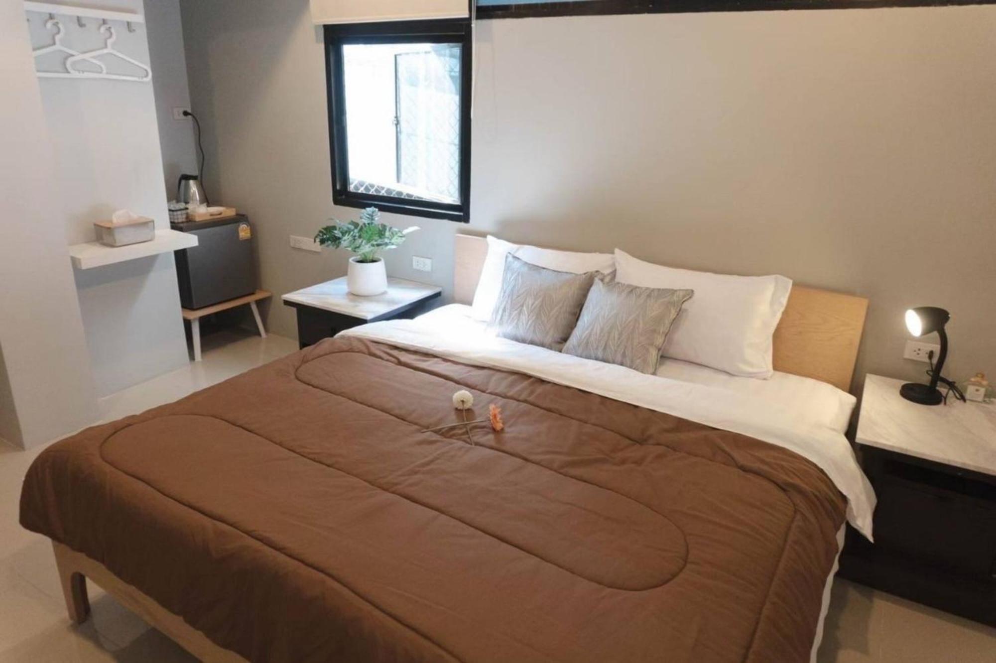 Bnb98 Silom Hotel バンコク都 エクステリア 写真